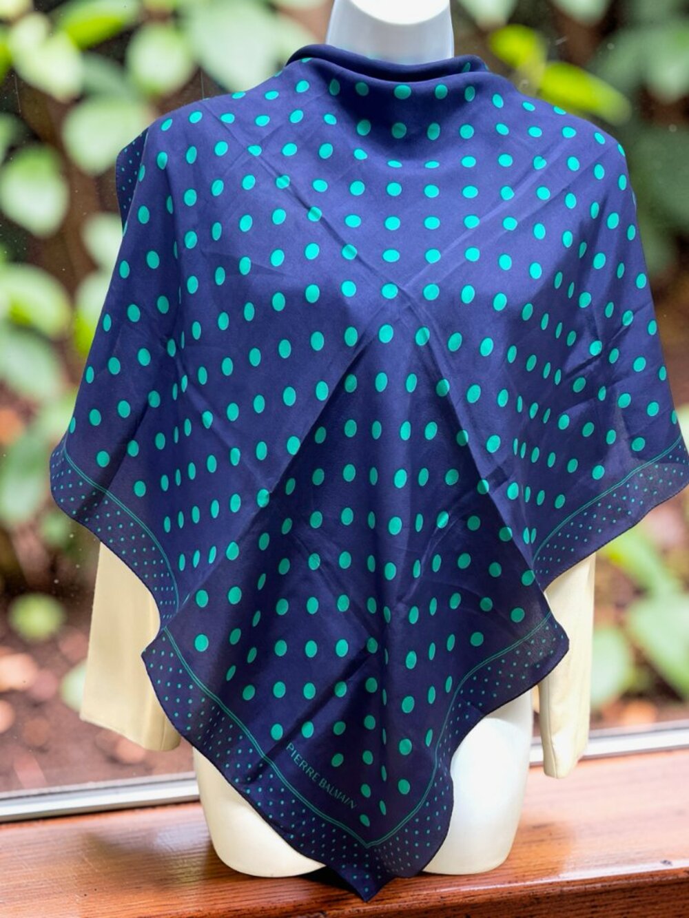 Pierre Balmain 100% Silk Scarf 26" x26" Purple blue green dots  (45)